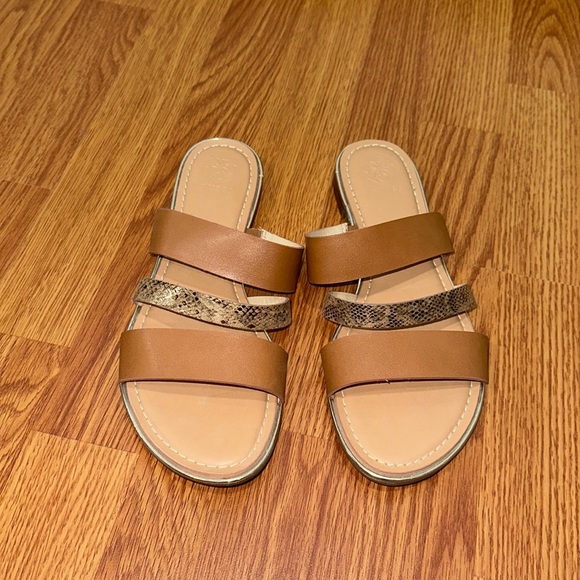 Guess sandals - Picture 1 of 4
